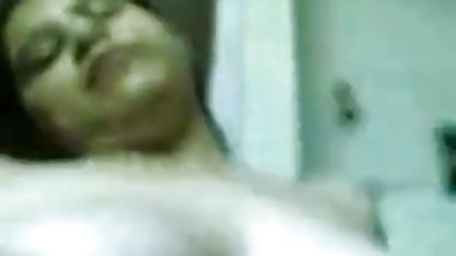 பஸ்டி லேடி ஒரு சிறந்த நிகழ்ச்சியை நடத்தினார் கவர்ச்சி செக்ஸ் படம்
