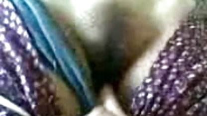 உணர்ச்சிவசப்பட்ட பொன்னிறத்துடன் குத பெரிய ஆபாச குழாய்