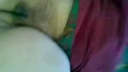 அழகான அழகி எல்லா இடங்களிலும் தொத்திறைச்சி கட்சி ஆபாச ஒரு டிக் பெறுகிறது