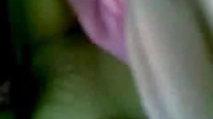 ஒரு க்ரிஞ்ச் ஆபாச மனிதனுக்கு இரண்டு பெண்கள் - மோசமாக இல்லை!