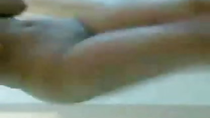 ஜப்பானிய பெண் மூச்சடைக்க தனியா கற்றுக்கொண்டாள் கால்பந்து குழாய்