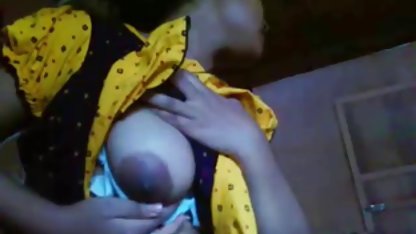 தடகள பதனிடப்பட்ட மெஸ்டிசோ உச்சரிப்பு படம் உடல்