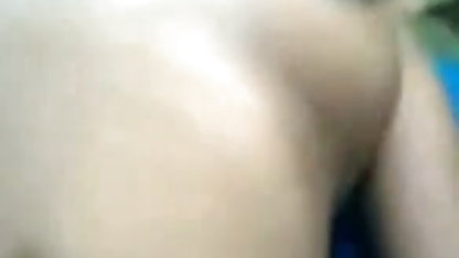 இரண்டு தோழிகள் கொஞ்சம் விளையாடினார்கள் ஜுராசிக் பார்க் ஆபாச