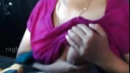 ரோமி மழை விடுமுறையில் ஒரு நண்பருடன் வருடாந்திரம் டானி டேனியல்ஸ் திரைப்படங்கள்