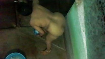 மகிழ்ச்சியான இளம் அம்பர் கேட்டேன் செக்ஸ் டேப் டோமினா
