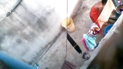 கேட்டி கேம்பல் ஒரு சூட்கேஸில் பொருந்துகிறார், ஃபாலஸுக்கு இன்னும் இடம் உள்ளது எமிலியா கிளார்க் செக்ஸ் டேப்