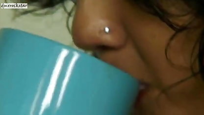 சாலையில் சுய திருப்தி அழகான பெண் வீடியோ எக்ஸ் கோடி காதல்