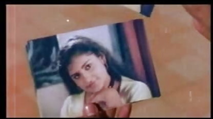 உடலில் ஆபாச ஹிந்தி டப்பிங் உள்ள பெண் சக்