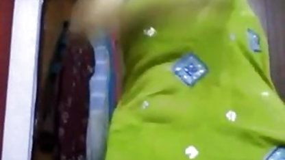 ராட்சத புண்டை ஜெர்மன் ஆபாச திரைப்படங்கள் கொண்ட கவர்ச்சியான சிவப்பு ஹேர்டு மிருகம் உடலுறவுக்கு தயாராக உள்ளது!