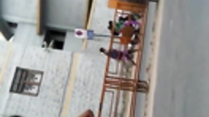 குளியலறையில் கழுதை நீல படம் நிர்வாண