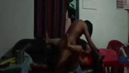 இளம் விளையாட்டுத்தனமான பொன்னிற முழு வயது திரைப்படங்கள்