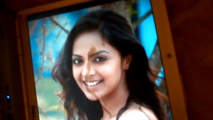 குளியலறையில் மென்மையான பெரிய ஆபாச குழாய் செக்ஸ் ஜோடி
