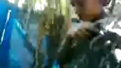 பாலியல் செயல்களின் காட்டு பெரிய மார்பகங்கள் பிரஞ்சு தேர்வு
