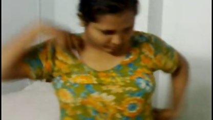 காதலனை ஏமாற்றுவதற்காக நிர்வாண உளவாளி பெண் பழிவாங்குகிறாள்
