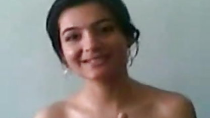 பச்சை குத்தப்பட்ட ஸ்லட்டுடன் காட்டு தனியா, அம்மாக்கள் செக்ஸ்