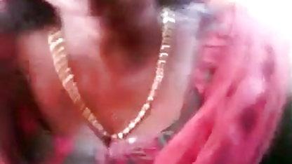 இரண்டுக்கு நீல செக்ஸ் படம் பொன்னிற சேரி