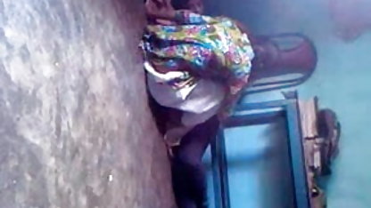 கவர்ச்சியான நயன்தாரா செக்ஸ் படம் பொன்னிற 18 வயது