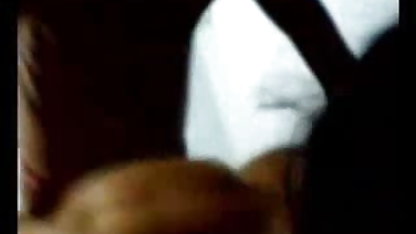 பாவமான போலீஸ் அதிகாரி விலங்கு, கவர்ச்சி நீல படம்