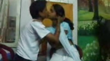 கவர்ச்சியான டைட்ஸ் பி கிரேடு செக்ஸ் வீடியோ அபிகாயில் மற்றும் பென்னி